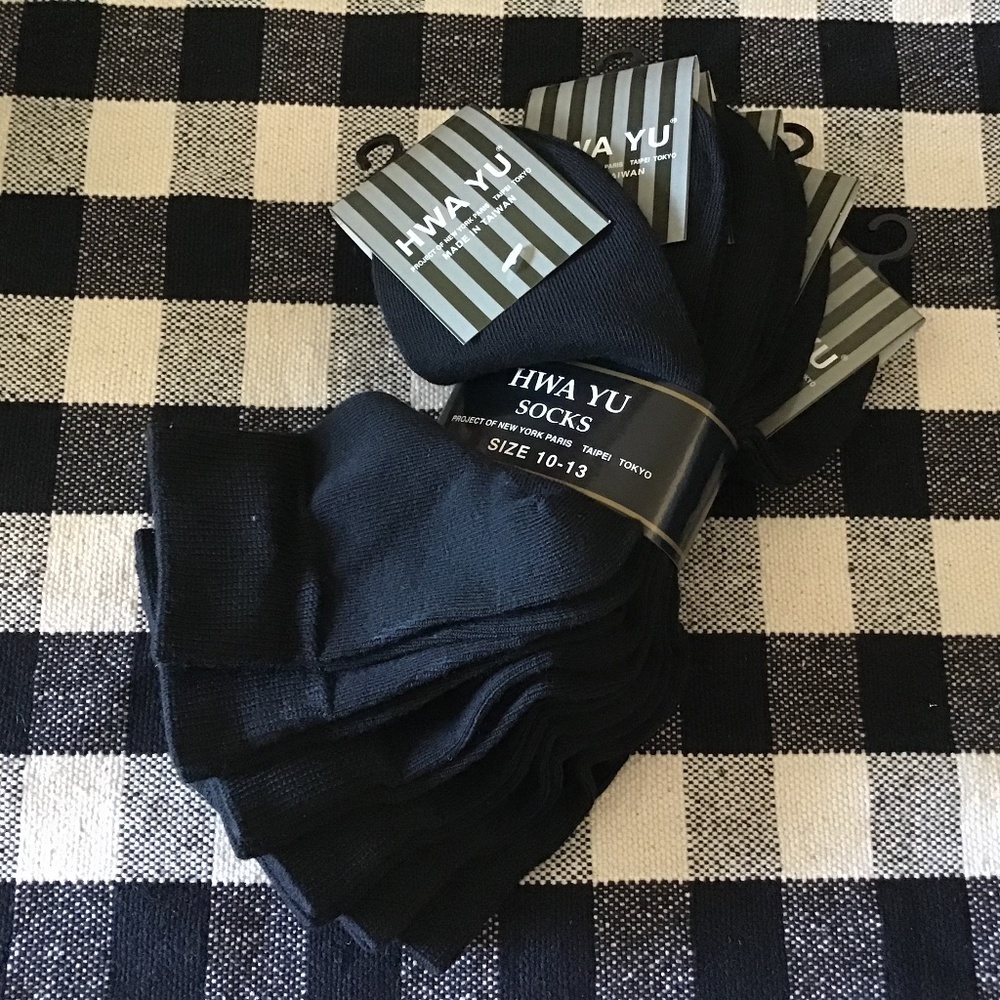 NWT lot of 6 HWA YU Men Cotton Crew socks black Made in TAI WAN 10-13